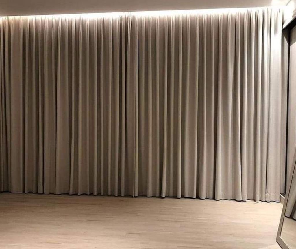 Curtains Blinds in Online UAE