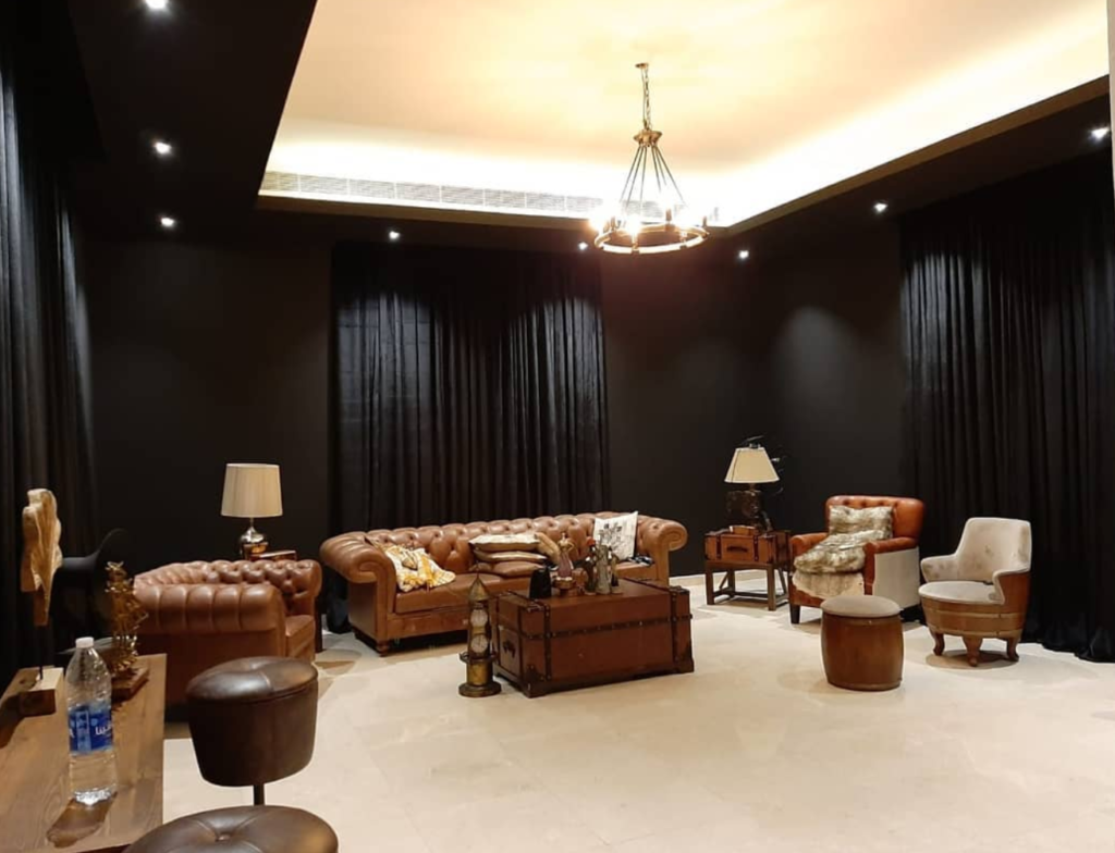 Blinds in Dubai for Modern Office