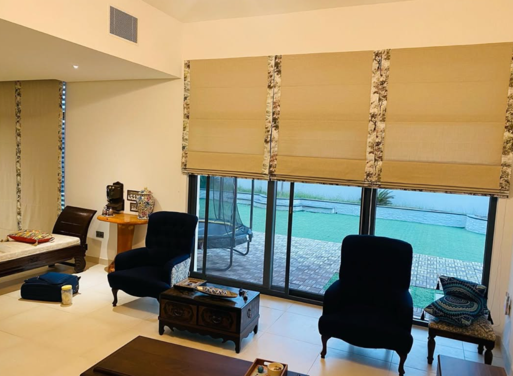 Best Roman Blinds in Dubai for Modern Office